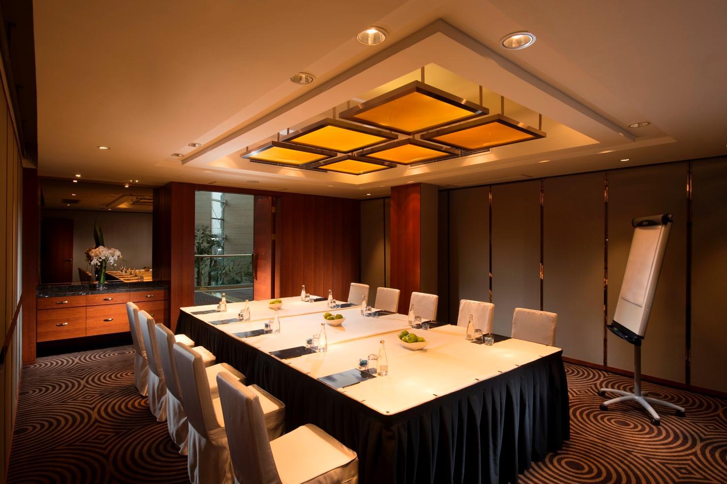 The Kunlun Jing An Hotel Shanghai Exterior foto